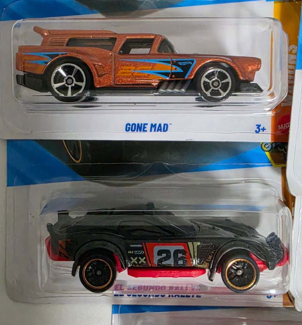 Hot Wheels Track Ripper New Set - Picture 2 of 4